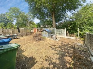 Garden - click for photo gallery